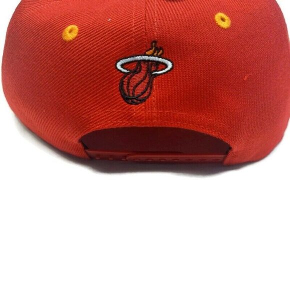 Ultra Game Mens Miami Heat Snapback Hat Cap Red Yellow One Size Fits Most - Picture 4 of 7
